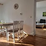Naehe Berlin *